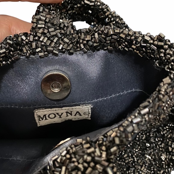 MOYNA Mini Vintage Purse - Picture 3 of 3